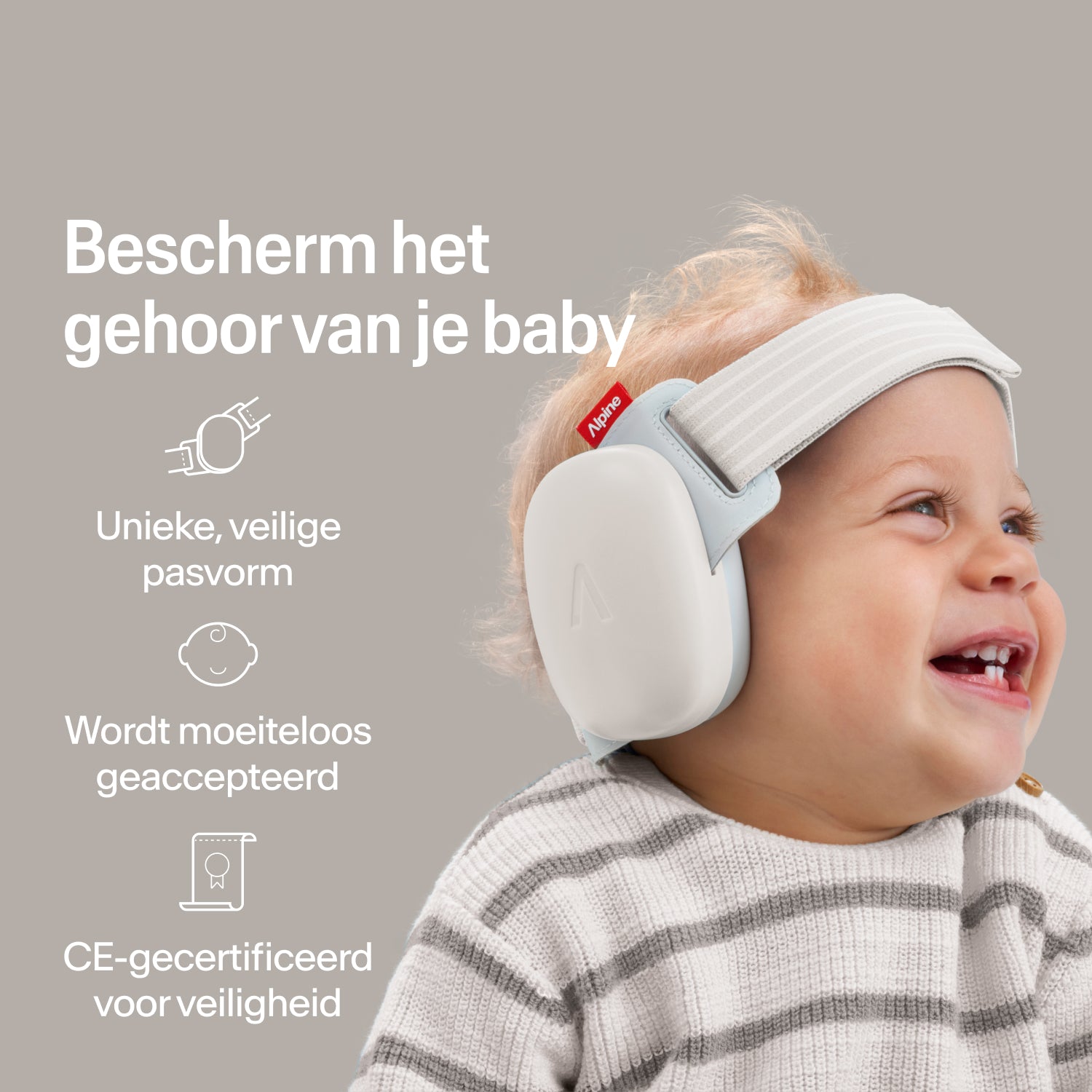 Blije baby draagt soft-sand Alpine oorkappen met stevige pasvorm, CE-gecertificeerde gehoorbescherming