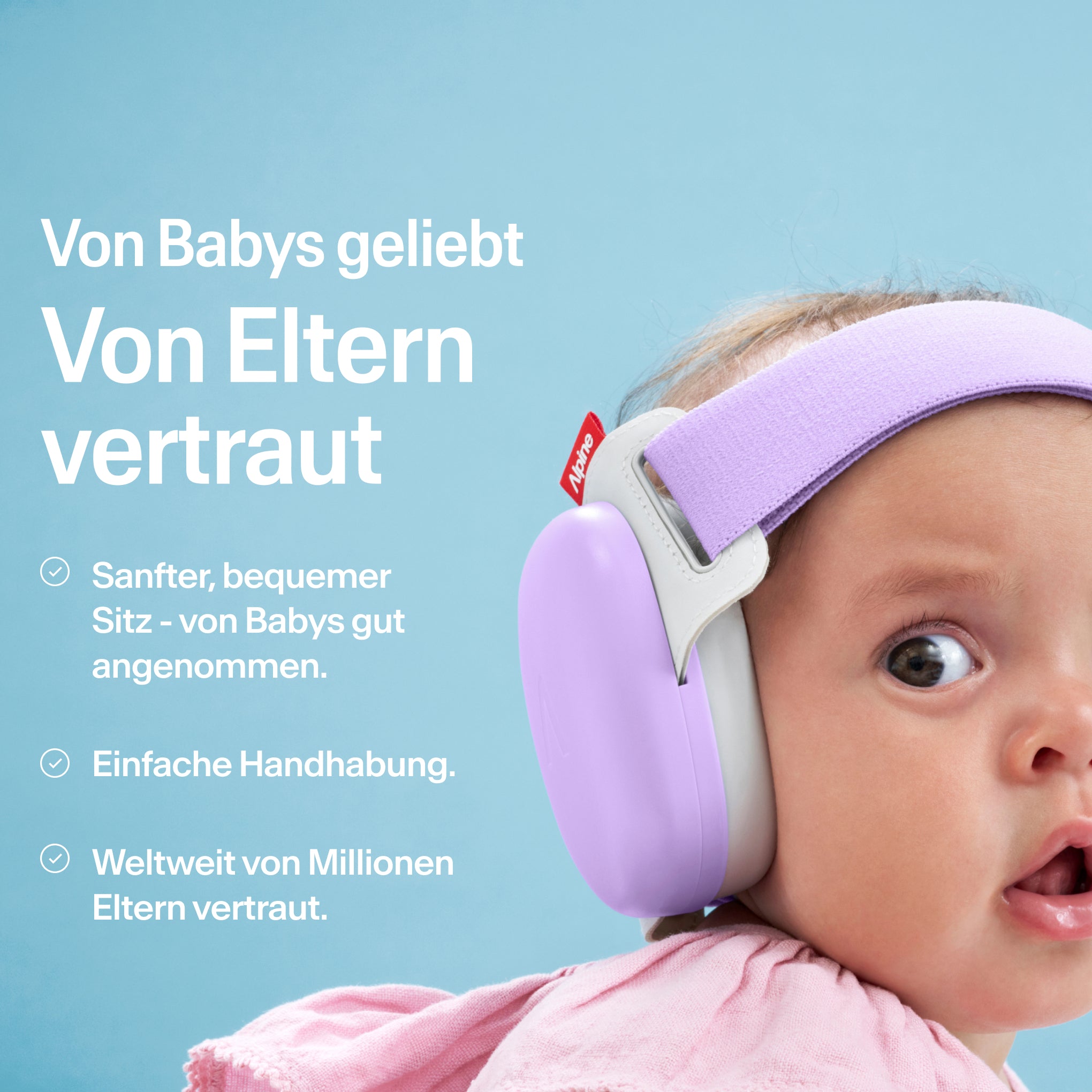 baby trägt alpine muffy baby in dawn purple auf dem kopf
